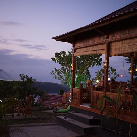 Sakti Oceanview Nusa Penida Exterior photo