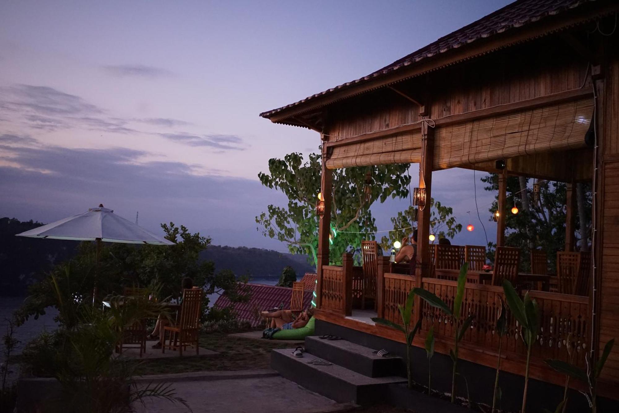 Sakti Oceanview Nusa Penida Exterior photo